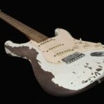 ビンテージ Fender Japan でたった一つのHEAVY RELIC